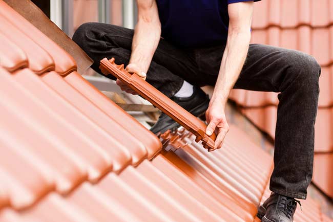 How to Choose the Right Material for Your Roofing