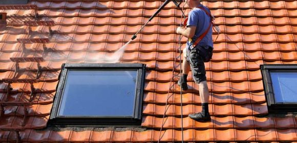Roof Pressure Cleaning - Roofing in Rockhampton, QLD